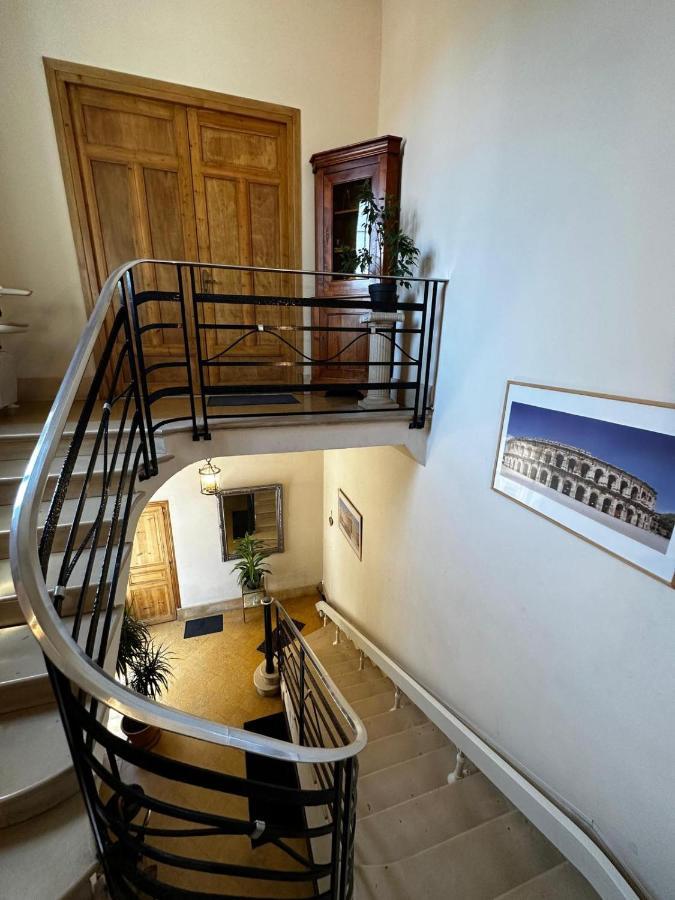 Appartement 4 A 8 Personnes, Spacieux De Standing Classe 4 Etoiles Nîmes Exterior foto