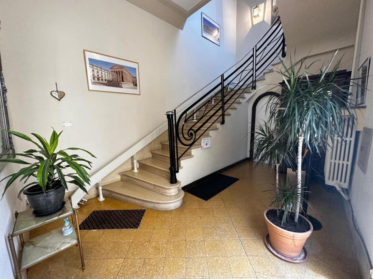 Appartement 4 A 8 Personnes, Spacieux De Standing Classe 4 Etoiles Nîmes Exterior foto