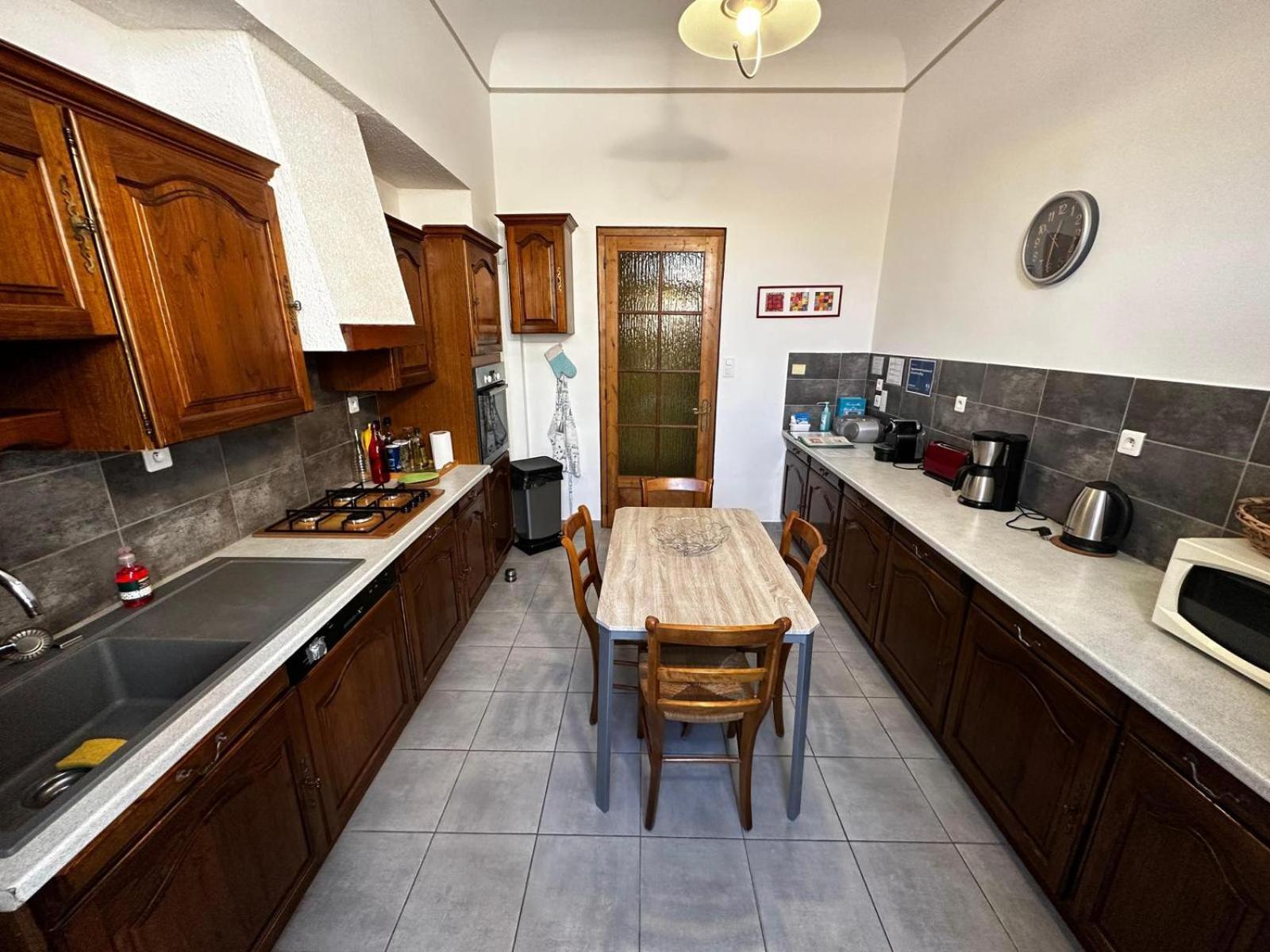 Appartement 4 A 8 Personnes, Spacieux De Standing Classe 4 Etoiles Nîmes Exterior foto