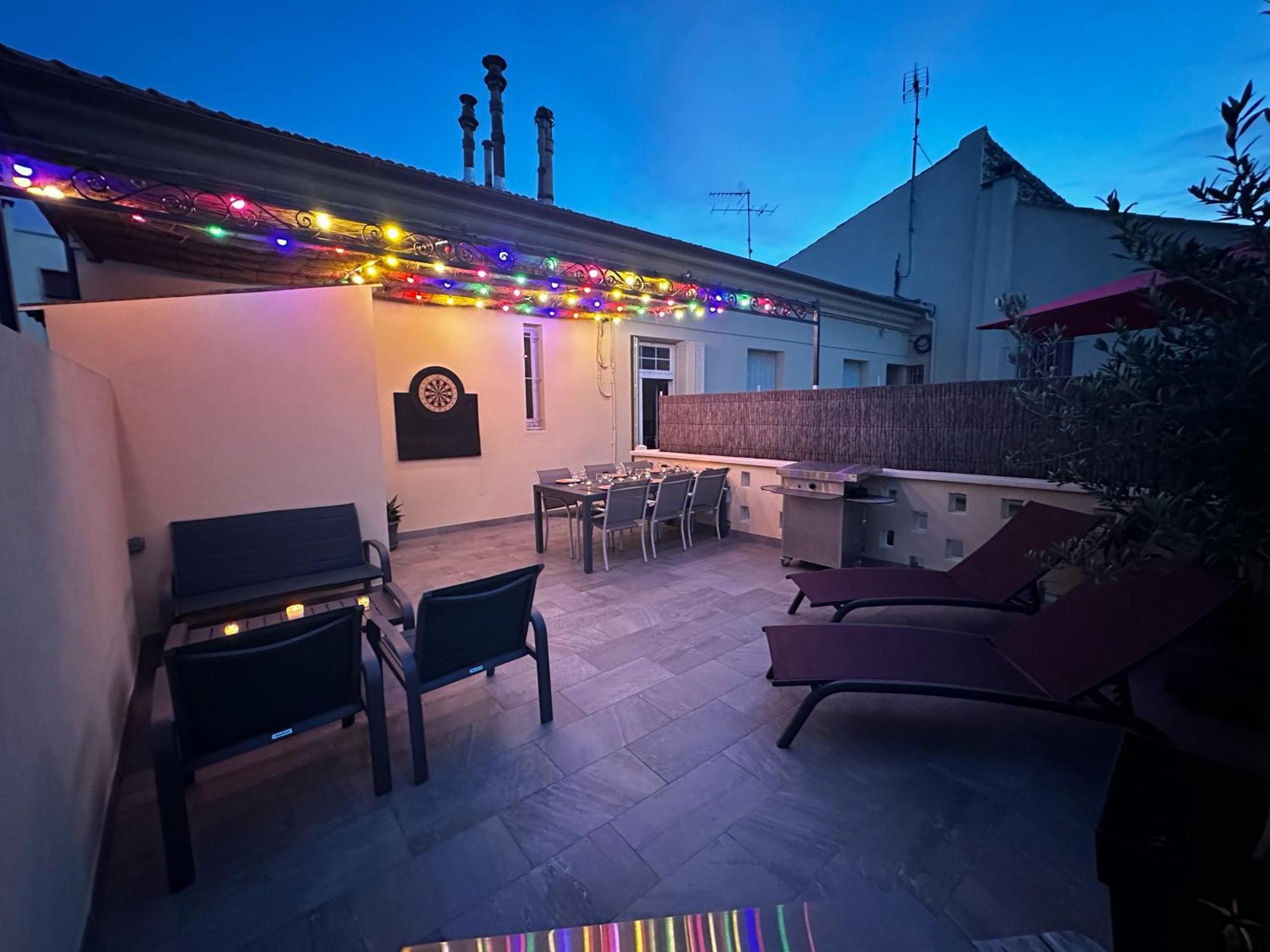 Appartement 4 A 8 Personnes, Spacieux De Standing Classe 4 Etoiles Nîmes Exterior foto